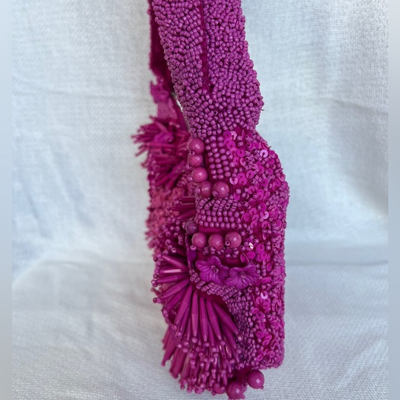 VIRAL HANDMADE FUCHSIA BEADED BAG w/ FLOWER DETAILS, NWT *LAST IN STOCK* - Picture 6 of 8